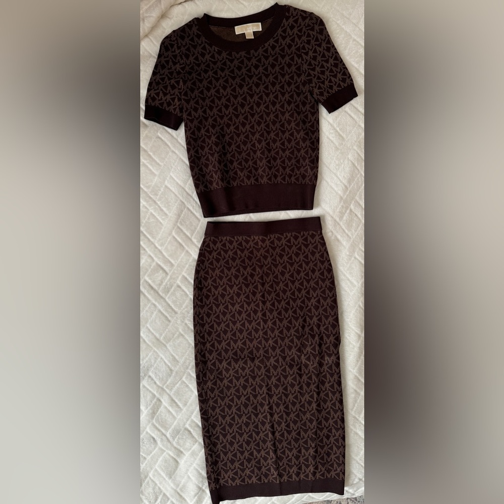 Michael Kors 2 Piece Short Sleeve Rib Knit Logo Dress